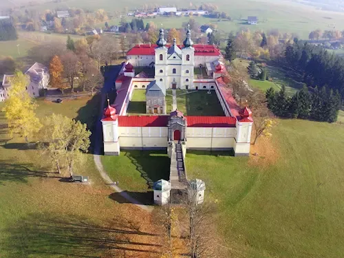 Poutní areál Hora Matky Boží v Dolní Hedeči