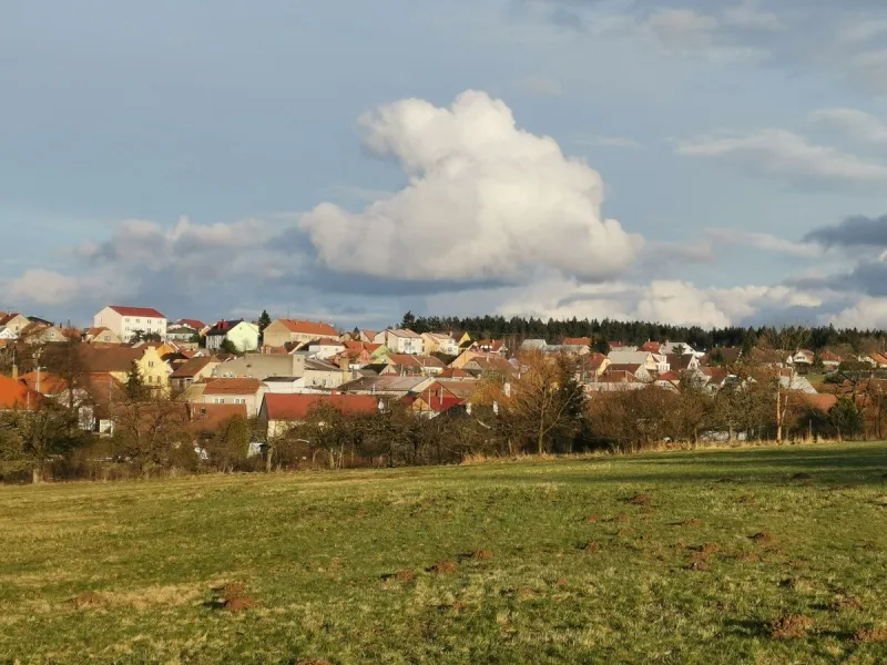 Okolí