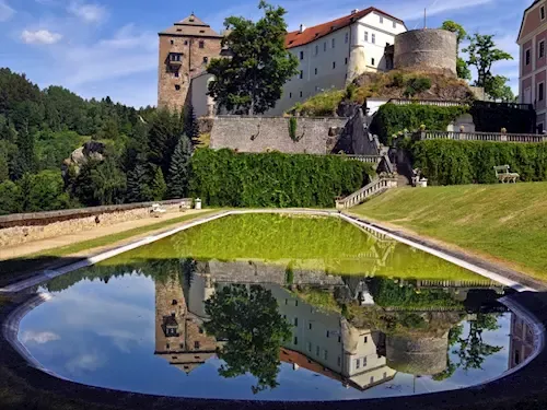 Hrad a zámek Bečov nad Teplou – odhalte tajemství relikviáře sv. Maura
