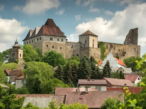 Hrad Lipnice – obestřený záhadami a pověstmi