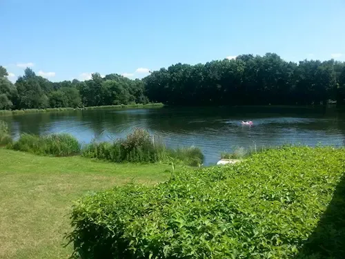 Přírodní koupaliště Motol v Praze