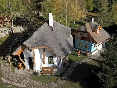 Pohádková vesnička Podlesíčko – originální ubytování, které rozzáří dětské oči
